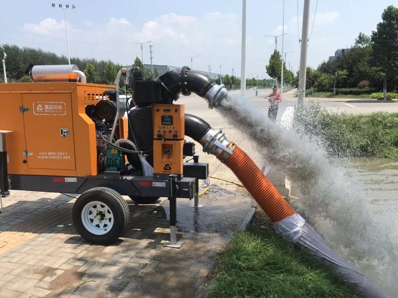 700方拖车式移动泵车在阜阳防汛现场 (9).jpg